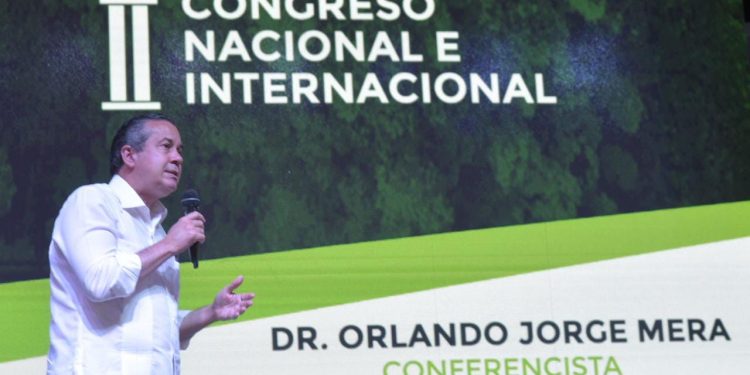 Jorge Mera pide a cooperativismo redoblar impulso a defensa del ambiente