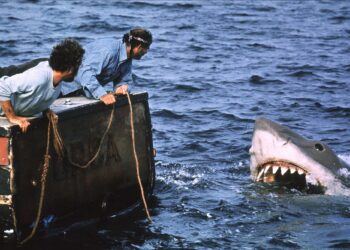 Para ver este fin de semana: «Tiburón (Jaws 1975): El clásico de terror que sigue mordiendo en la memoria del cine»