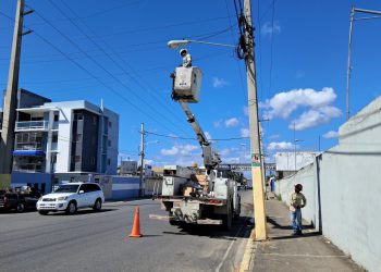 En primer semestre 2025, Edeeste puso en funcionamiento más de 15 mil luminarias